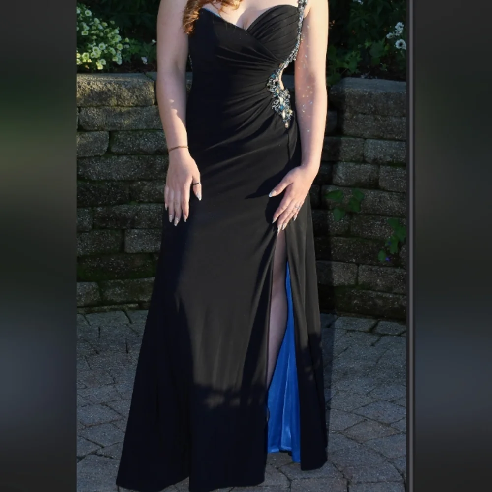 Women's Black & Royal Blue Beaded Jaoy Couture Floor Length Dress - Picture 4 of 16